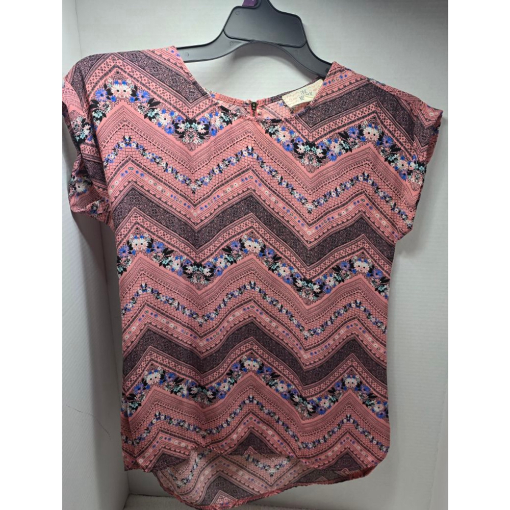 Women's PINK REPUBLIC Pink & Black Chevron Blouse S